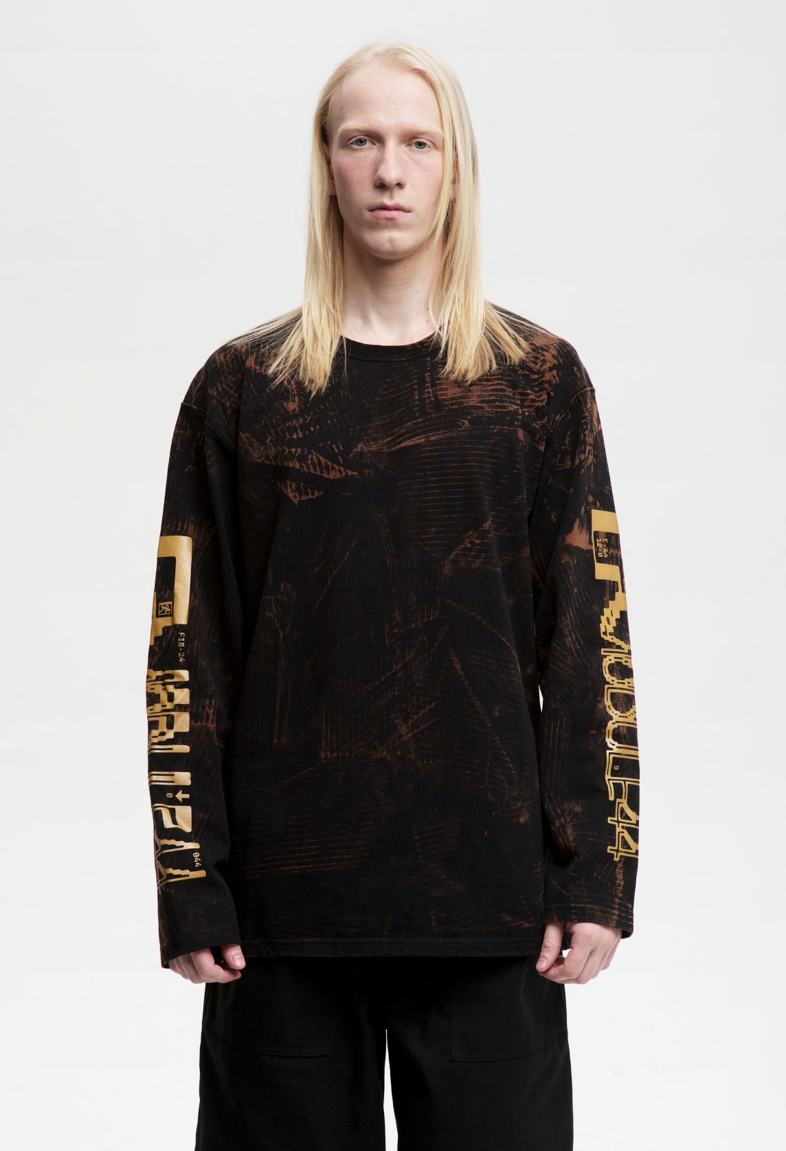 F18-24 Longsleeve Black